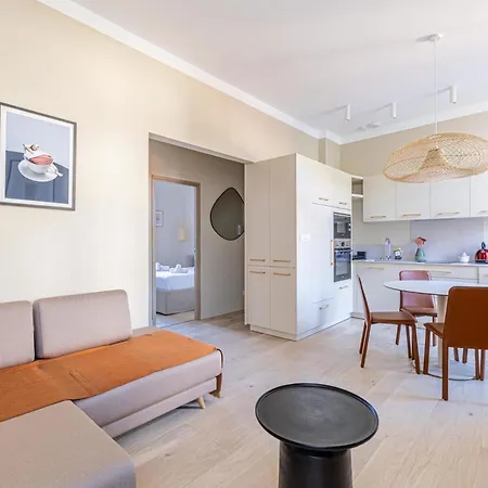 Apartament Le Windsor Confortable Pour Un Sejour Au Calme En Centre-ville *