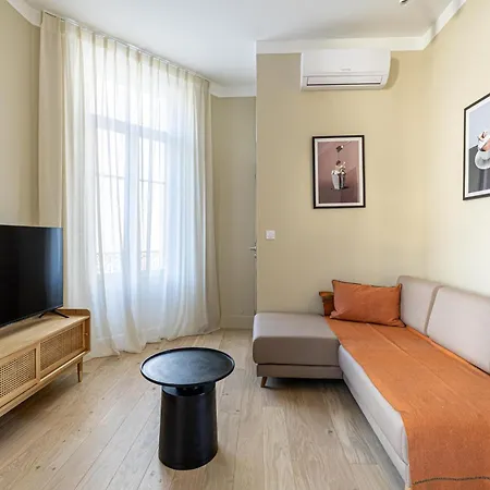 Apartamento Le Windsor Douceur De La Riviera Avec Petit Balcon Au Coeur De